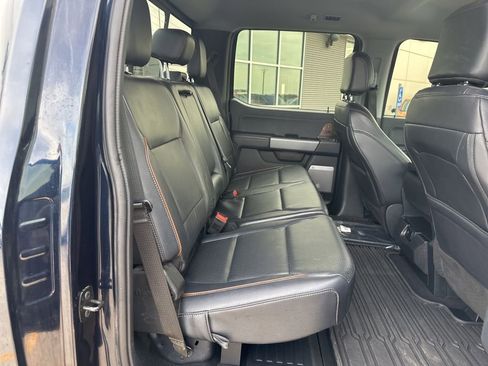 Used 2025 Ford F350 Lariat w/ Black Appearance Package AWD/4WD image 32