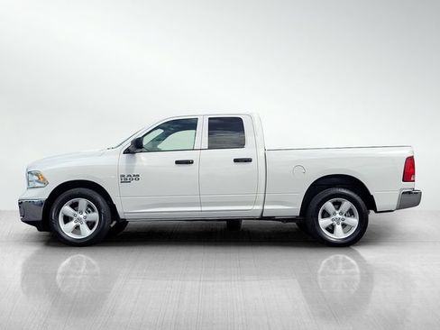 Used 2024 RAM 1500 Classic SLT AWD/4WD image 7