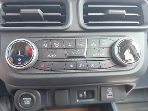 Used 2022 Ford Maverick Lariat w/ Lariat Luxury Package AWD/4WD image 32
