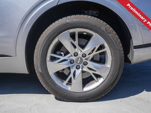 Used 2022 Genesis GV70 3.5T Sport w/ Sport Advanced Package AWD/4WD image 10