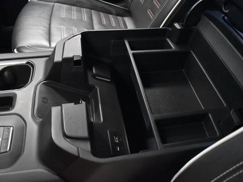 Used 2023 GMC Sierra 1500 AT4X image 28