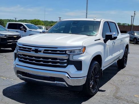 Certified 2023 Chevrolet Silverado 1500 LTZ w/ LTZ Convenience Package II AWD/4WD image 2