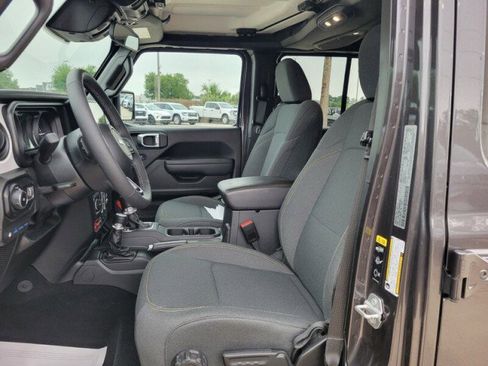 Used 2025 Jeep Wrangler Unlimited Sport S 4xe AWD/4WD image 20