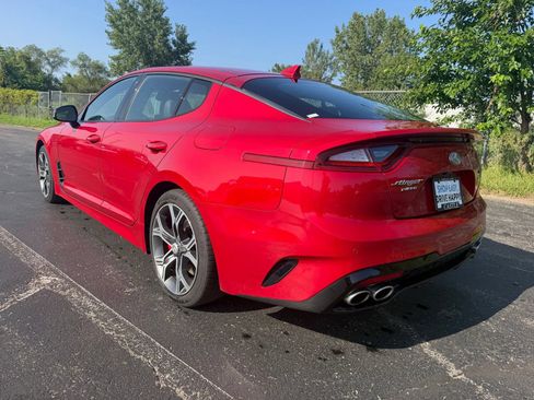 Used 2018 Kia Stinger GT2 AWD/4WD image 8