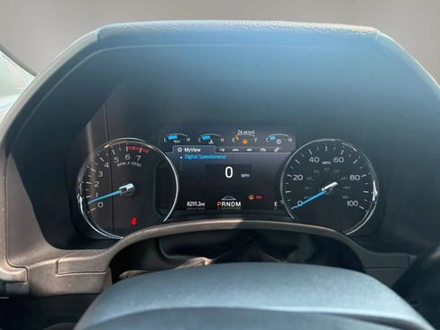 Used 2022 Ford F250 Platinum AWD/4WD image 18