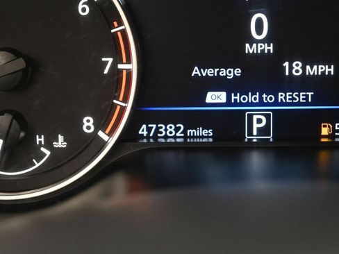 Used 2024 Nissan Altima 2.5 SR FWD image 27