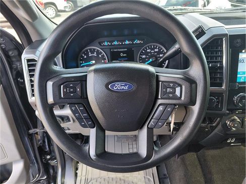 Used 2017 Ford F250 XLT w/ XLT Premium Package image 7