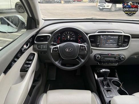 Used 2019 Kia Sorento SX FWD image 13