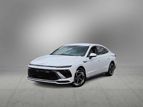 New 2026 Hyundai Sonata SEL FWD image 1