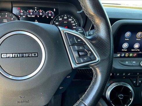 Certified 2021 Chevrolet Camaro SS image 20