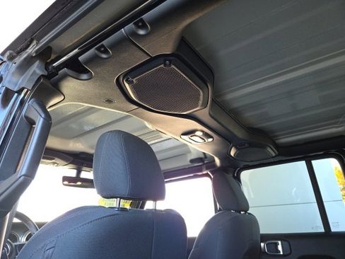 Used 2021 Jeep Wrangler Unlimited Sahara w/ Uconnect 4C Nav & Sound Group image 45