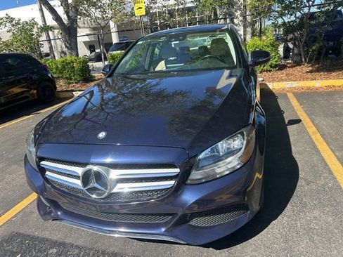 Used 2016 Mercedes-Benz C 300 Sedan image 6