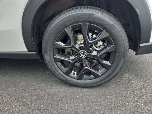 Certified 2025 Honda HR-V Sport image 62