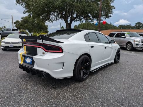 Used 2020 Dodge Charger Scat Pack RWD image 5