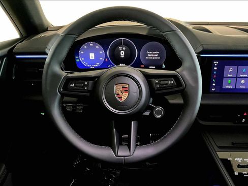 New 2025 Porsche Macan 4S Electric image 15