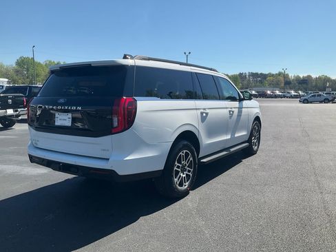 New 2026 Ford Expedition Max Active RWD image 5