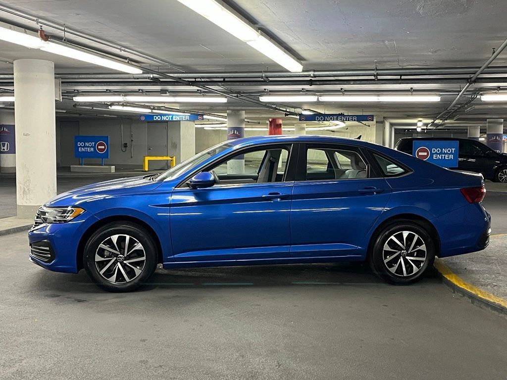 Used 2022 Volkswagen Jetta S FWD image 31