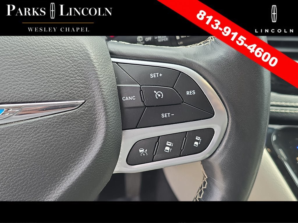Used 2021 Chrysler Pacifica Touring-L w/ Uconnect Theater Family Group FWD image 30