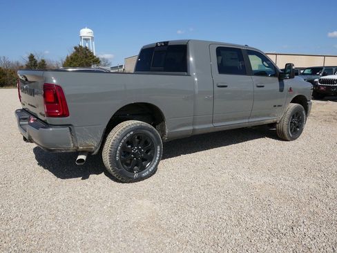 New 2026 RAM 2500 Laramie w/ Night Edition AWD/4WD image 4