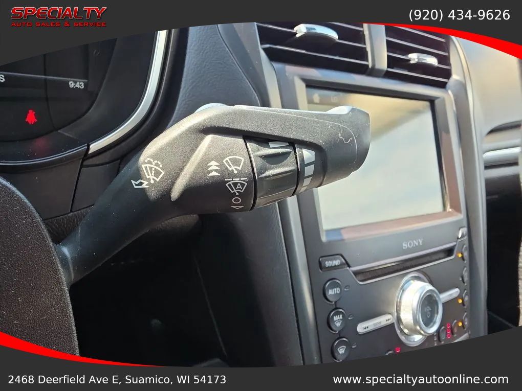 Used 2019 Ford Fusion Titanium FWD image 17