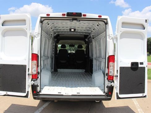 Used 2026 RAM ProMaster 3500 w/ Convenience Group FWD image 9