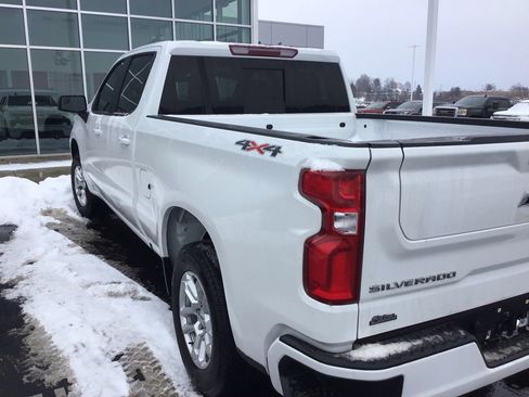 Used 2025 Chevrolet Silverado 1500 RST w/ Convenience Package II image 4