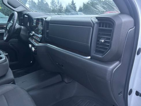 Used 2022 GMC Sierra 1500 SLE image 26