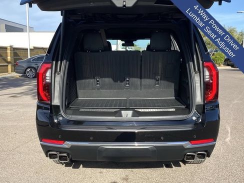 Used 2025 GMC Yukon Denali w/ Sun & Power Step Package AWD/4WD image 19