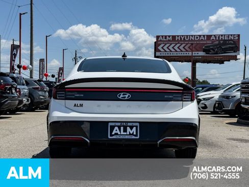 Used 2024 Hyundai Sonata SEL FWD image 5