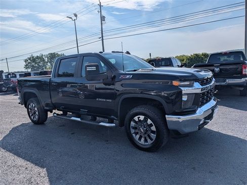 Used 2022 Chevrolet Silverado 2500 LT w/ Convenience Package AWD/4WD image 8