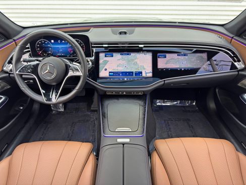 Used 2025 Mercedes-Benz E 350 4MATIC Sedan w/ Multicontour Seating Package image 13