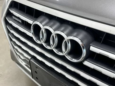 Used 2018 Audi Q7 3.0T Premium Plus AWD/4WD image 31