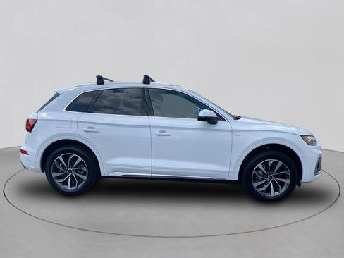Used 2022 Audi Q5 2.0T Premium w/ Convenience Package image 9