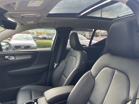 Used 2026 Volvo XC40 B5 Ultra w/ Climate Package image 13