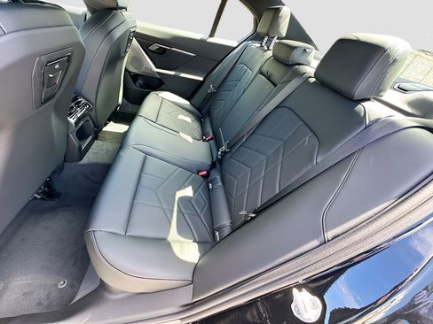 New 2026 BMW 530i image 20