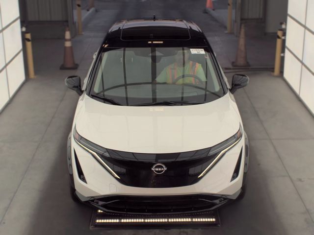 Used 2024 Nissan Ariya AWD image 2