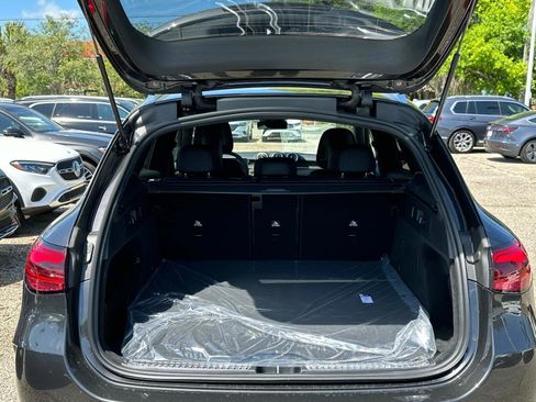 New 2025 Mercedes-Benz GLC 350e 4MATIC image 11