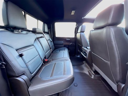 Used 2021 GMC Sierra 2500 Denali w/ Denali Ultimate Package image 29