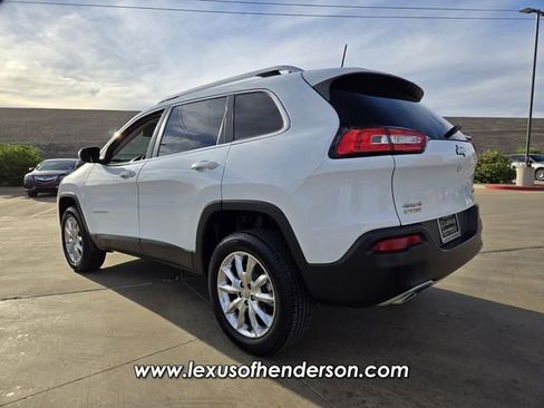 Used 2016 Jeep Cherokee Limited AWD/4WD image 4