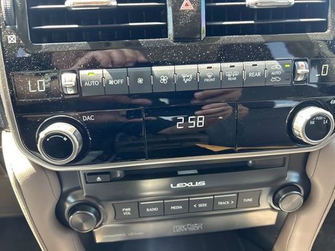 Used 2023 Lexus GX 460 Premium AWD/4WD image 20