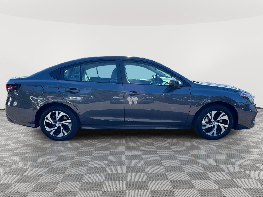 Used 2025 Subaru Legacy Premium AWD/4WD image 9