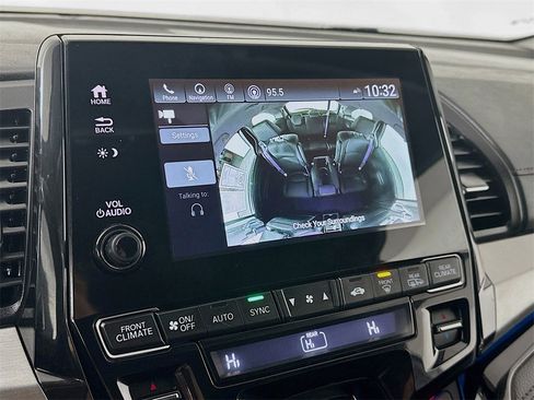 Used 2022 Honda Odyssey Touring image 37