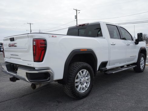 Used 2024 GMC Sierra 2500 SLT w/ SLT Convenience Package image 5