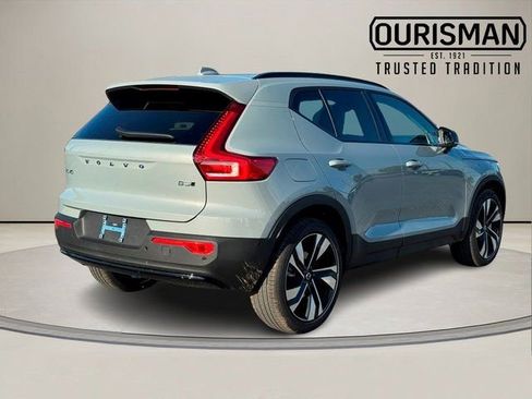 New 2026 Volvo XC40 B5 Plus w/ Protection Package Premier image 7
