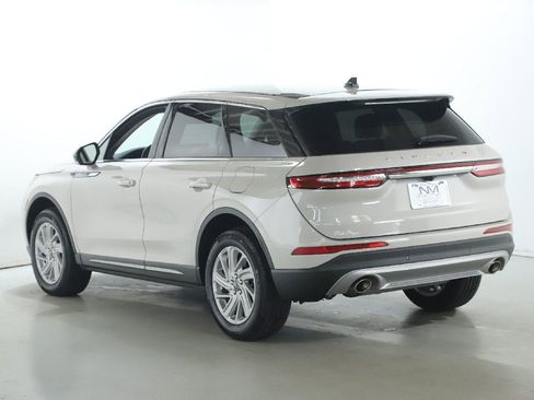Certified 2024 Lincoln Corsair FWD image 41