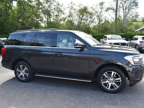 Used 2022 Ford Expedition XLT RWD image 44