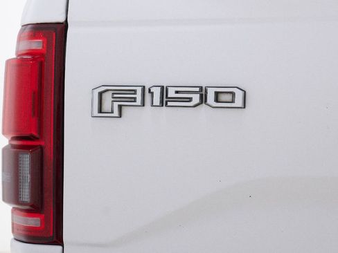 Used 2017 Ford F150 Lariat image 18