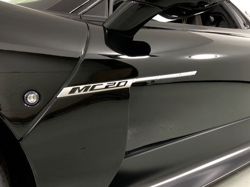 Used 2024 Maserati MC20 Cielo image 11