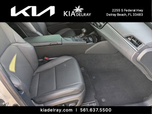 Used 2022 Lexus ES 300h image 33