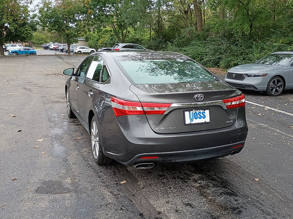 Used 2014 Toyota Avalon XLE Touring FWD image 5